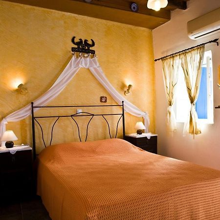 Pepi'S Rooms Triovasalos Ngoại thất bức ảnh