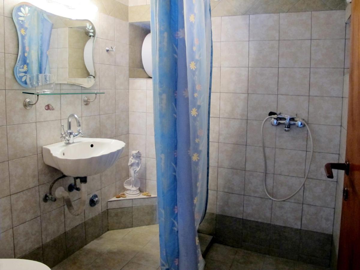 Pepi'S Rooms Triovasalos Ngoại thất bức ảnh