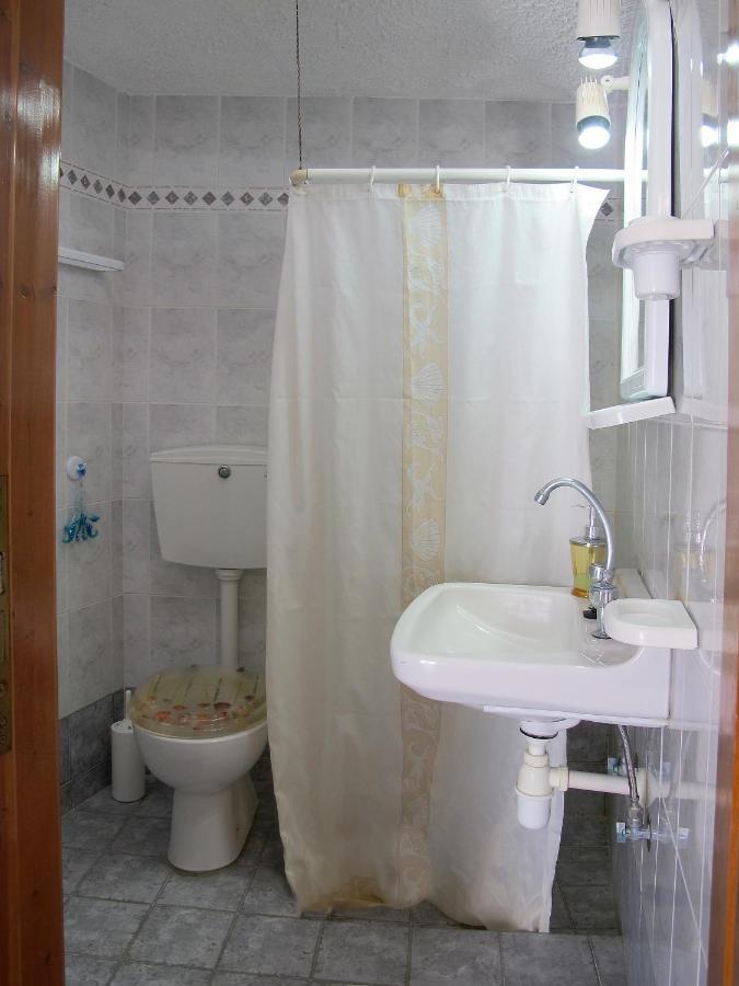 Pepi'S Rooms Triovasalos Ngoại thất bức ảnh
