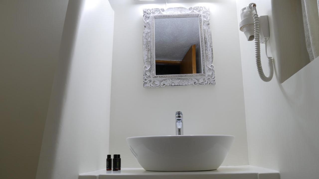 Pepi'S Rooms Triovasalos Ngoại thất bức ảnh