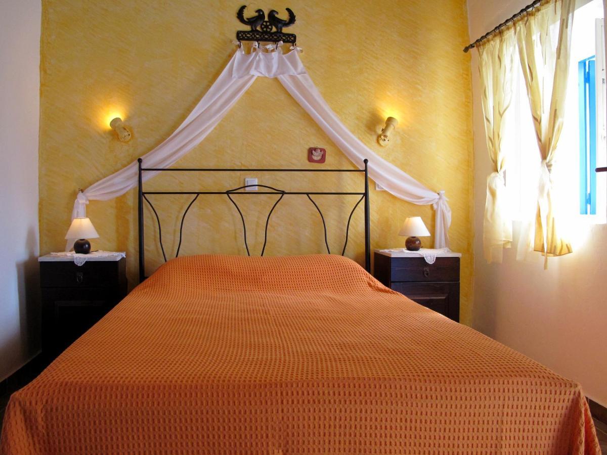 Pepi'S Rooms Triovasalos Ngoại thất bức ảnh