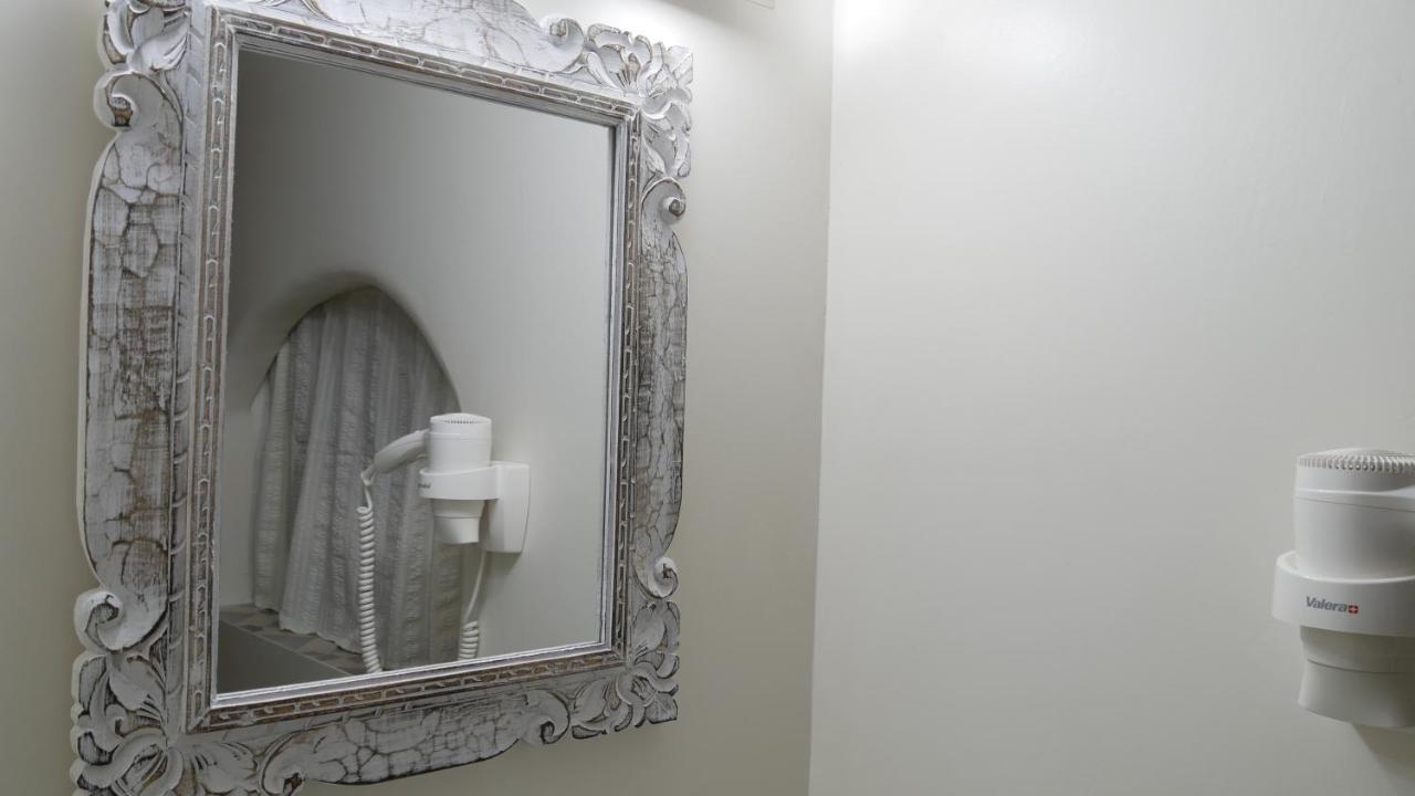 Pepi'S Rooms Triovasalos Ngoại thất bức ảnh