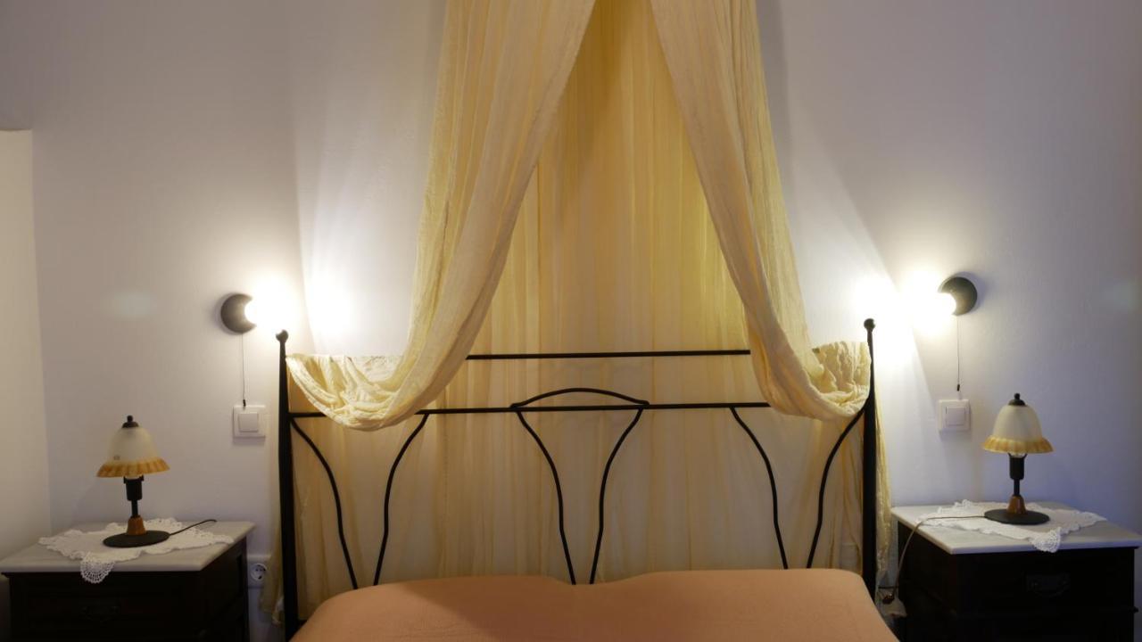 Pepi'S Rooms Triovasalos Ngoại thất bức ảnh
