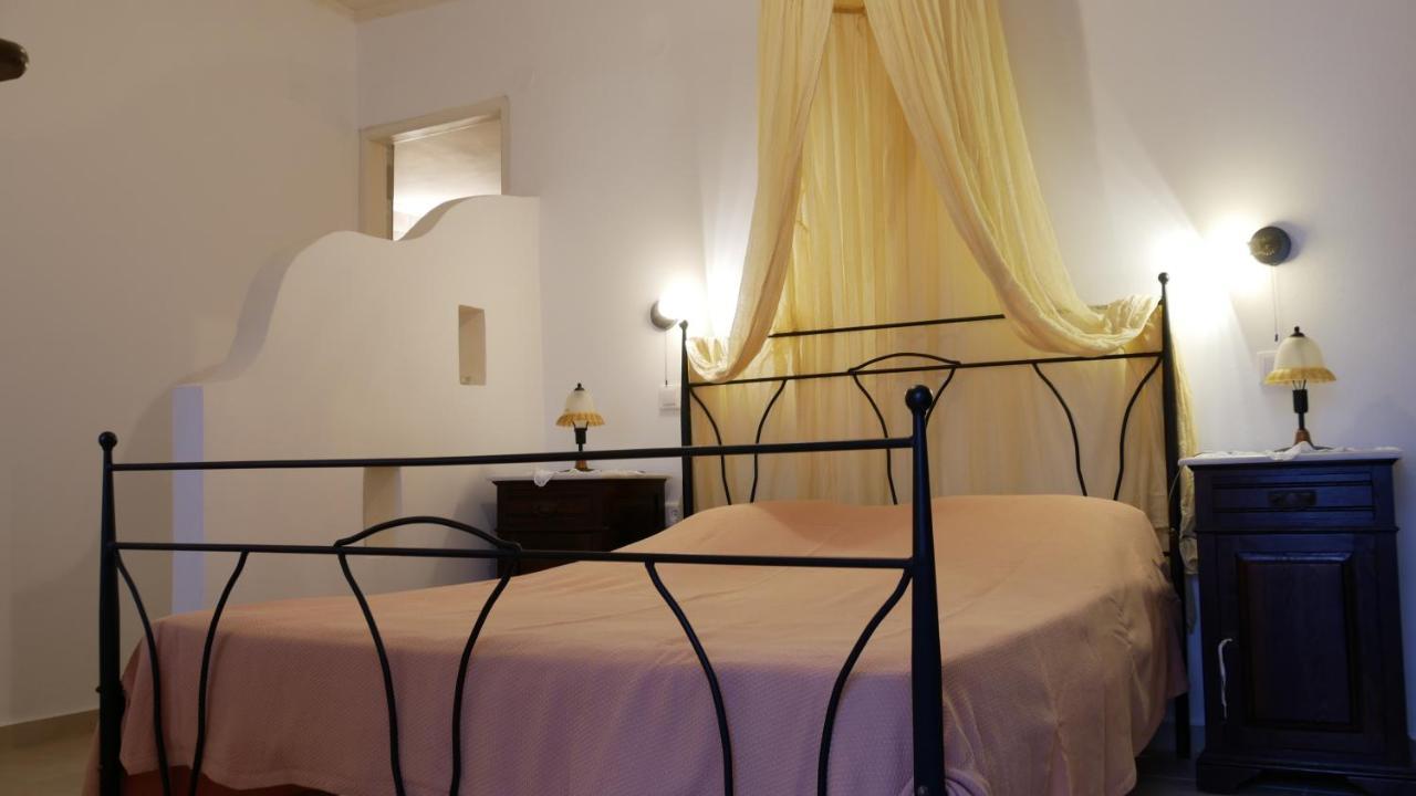 Pepi'S Rooms Triovasalos Ngoại thất bức ảnh