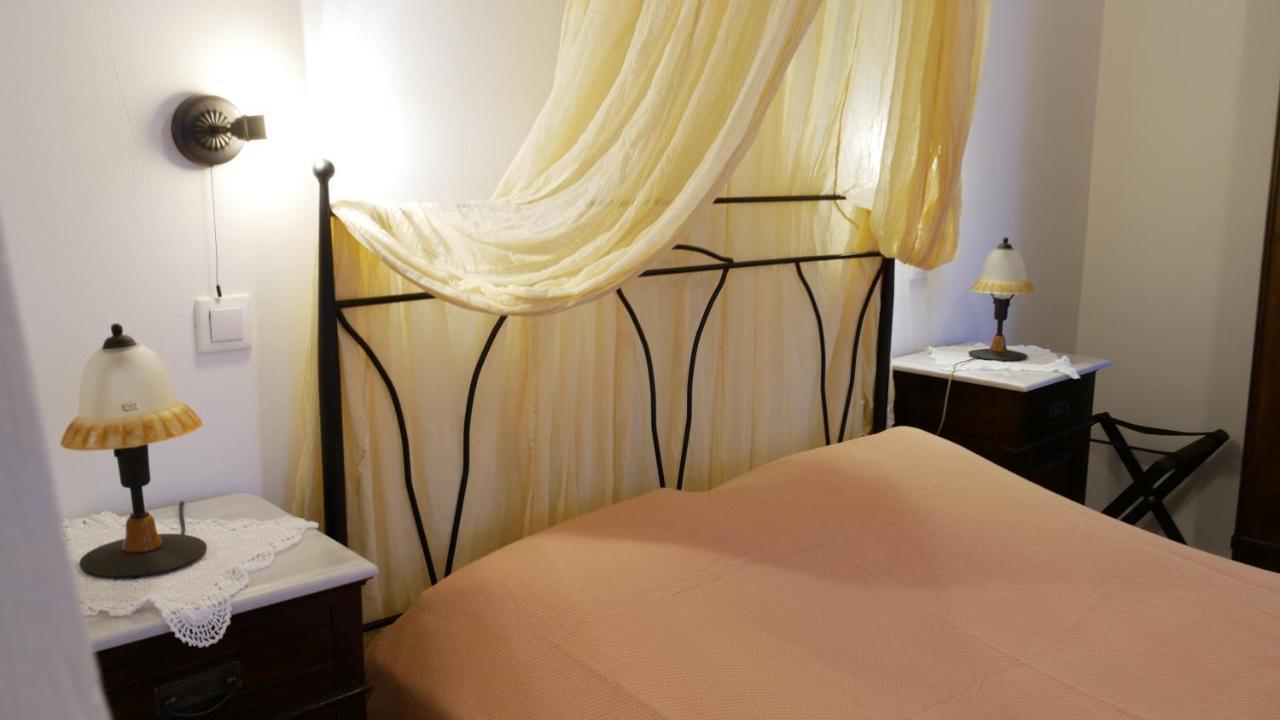 Pepi'S Rooms Triovasalos Ngoại thất bức ảnh